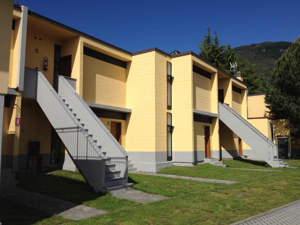 Camping Villaggio Paradiso Домазо Экстерьер фото