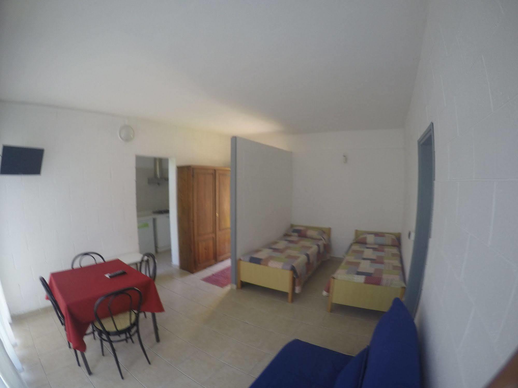 Camping Villaggio Paradiso Домазо Экстерьер фото
